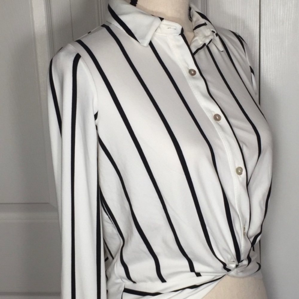 Sweet Rain Black and White Striped Long Sleeve Blouse Size Small